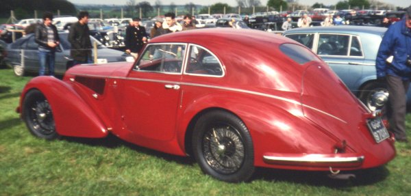 Alfa Romeo sports saloon